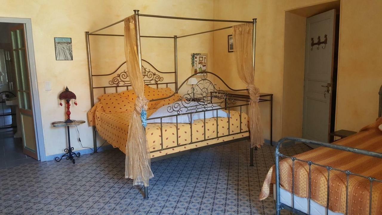 Hotel La Maison De Josepha Ferrals-lès-Corbières Esterno foto