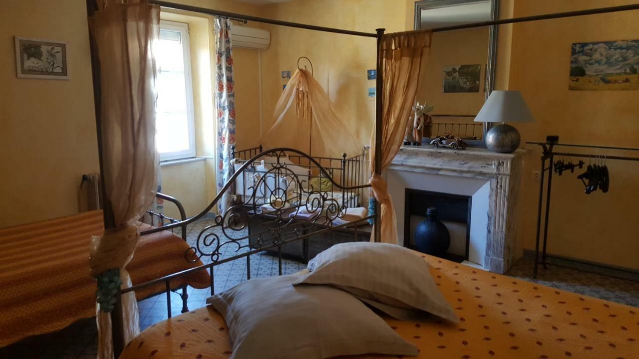 Hotel La Maison De Josepha Ferrals-lès-Corbières Esterno foto