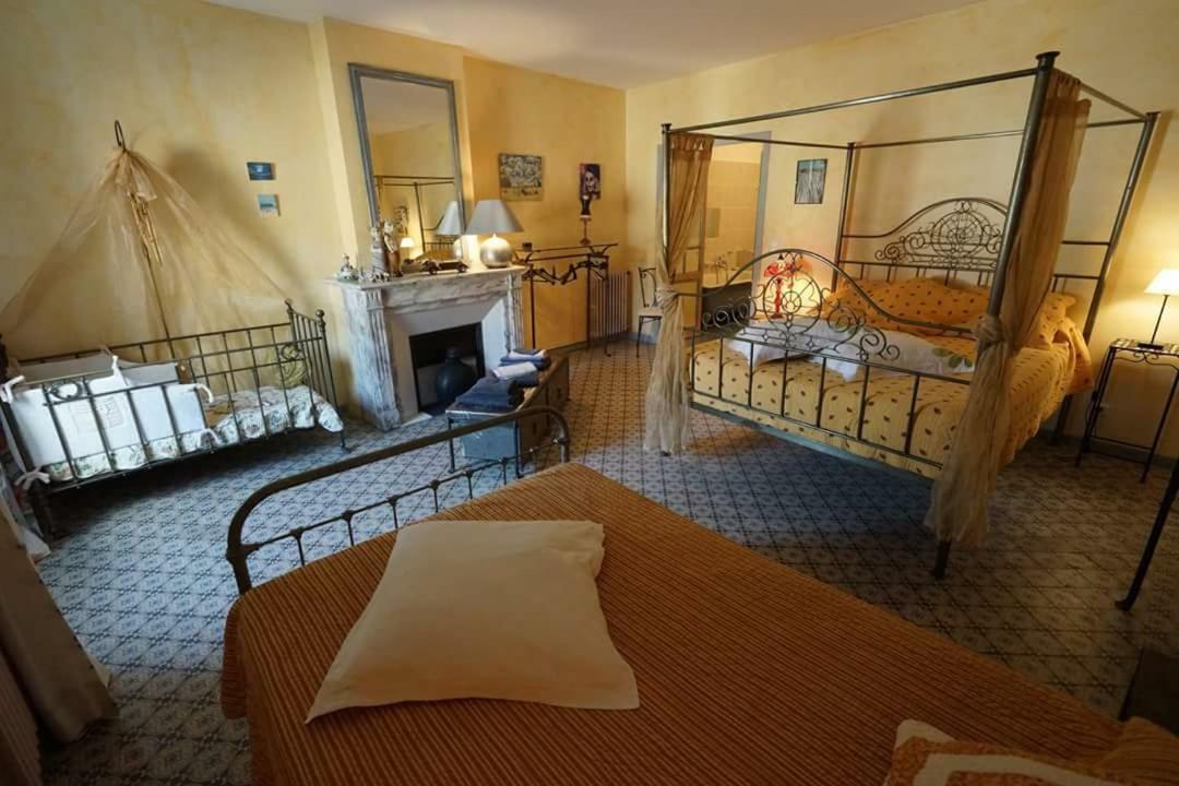 Hotel La Maison De Josepha Ferrals-lès-Corbières Esterno foto